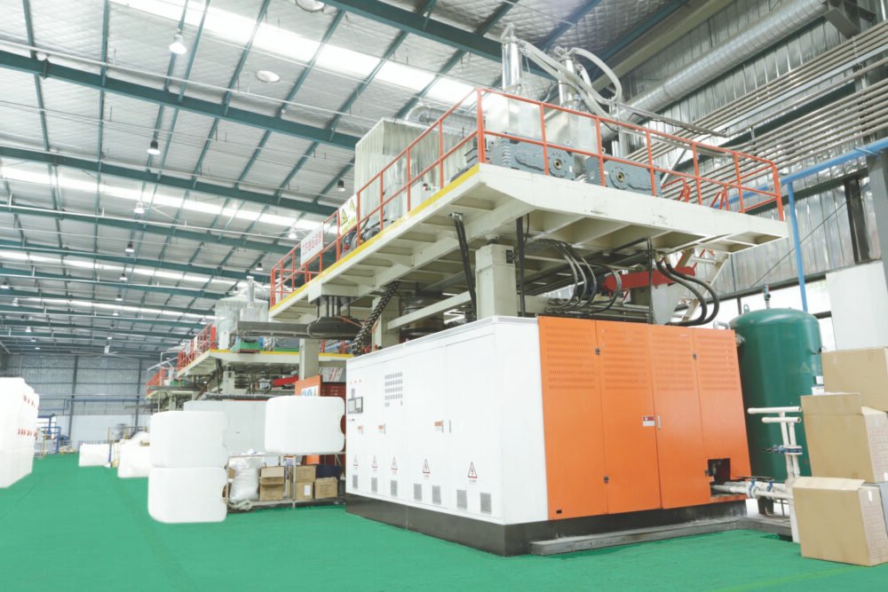 Blow Molding Machine - Image 2